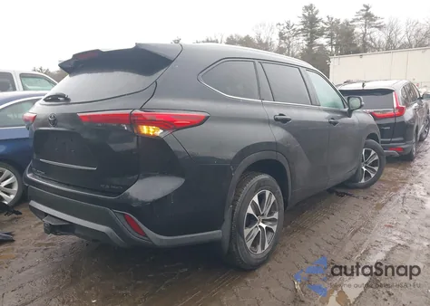 2021 Toyota Highlander Xle from USA, damaged, VIN 5TDGZRBHXMS140037